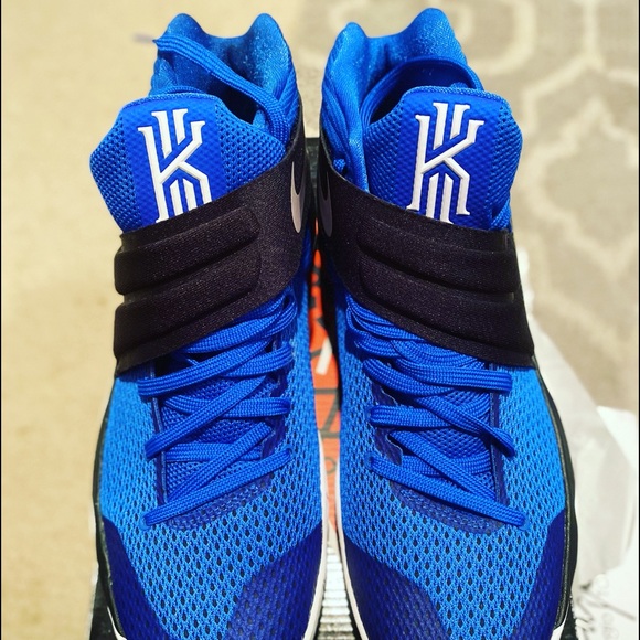 Nike Other - Kyries 2